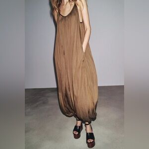 *NWT* Zara Brown Pleated Jumpsuit